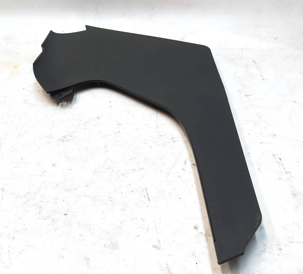 4 ASY, CLOSEOUT, FR, RH, CNTR CONSOLE plastic Tesla model S, model S REST 1002387-00-F