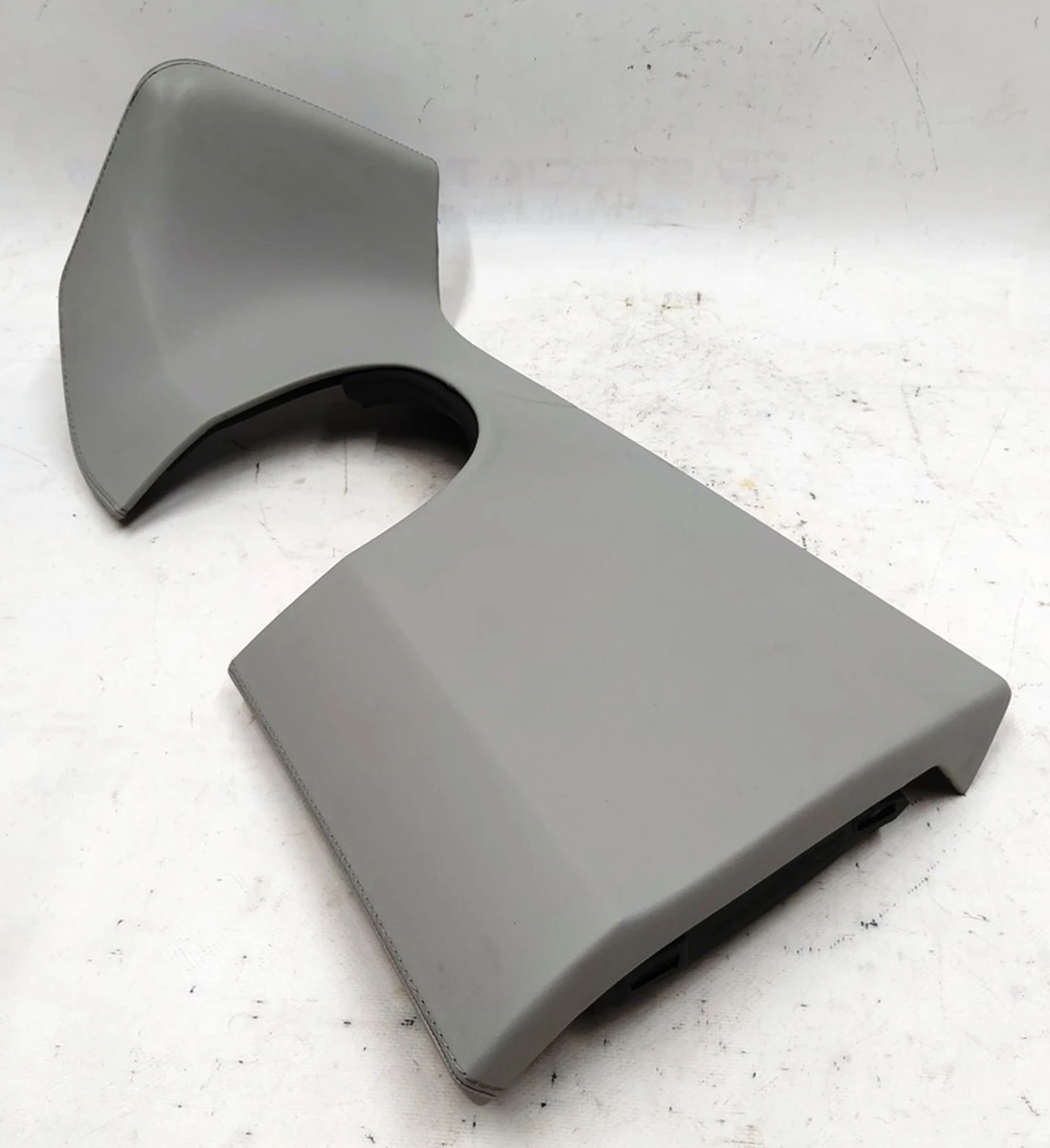 26 INSTRUMENT PANEL LOWER LEFT ASSEMBLY - PVC GREY 1002405-15-G