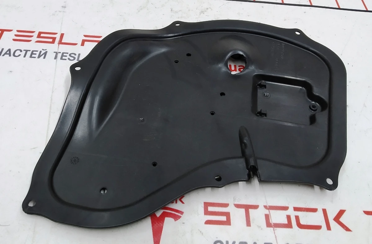 1 Front left inner door trim (plastic) (damaged) Tesla model S, model S REST 1037847-00-D