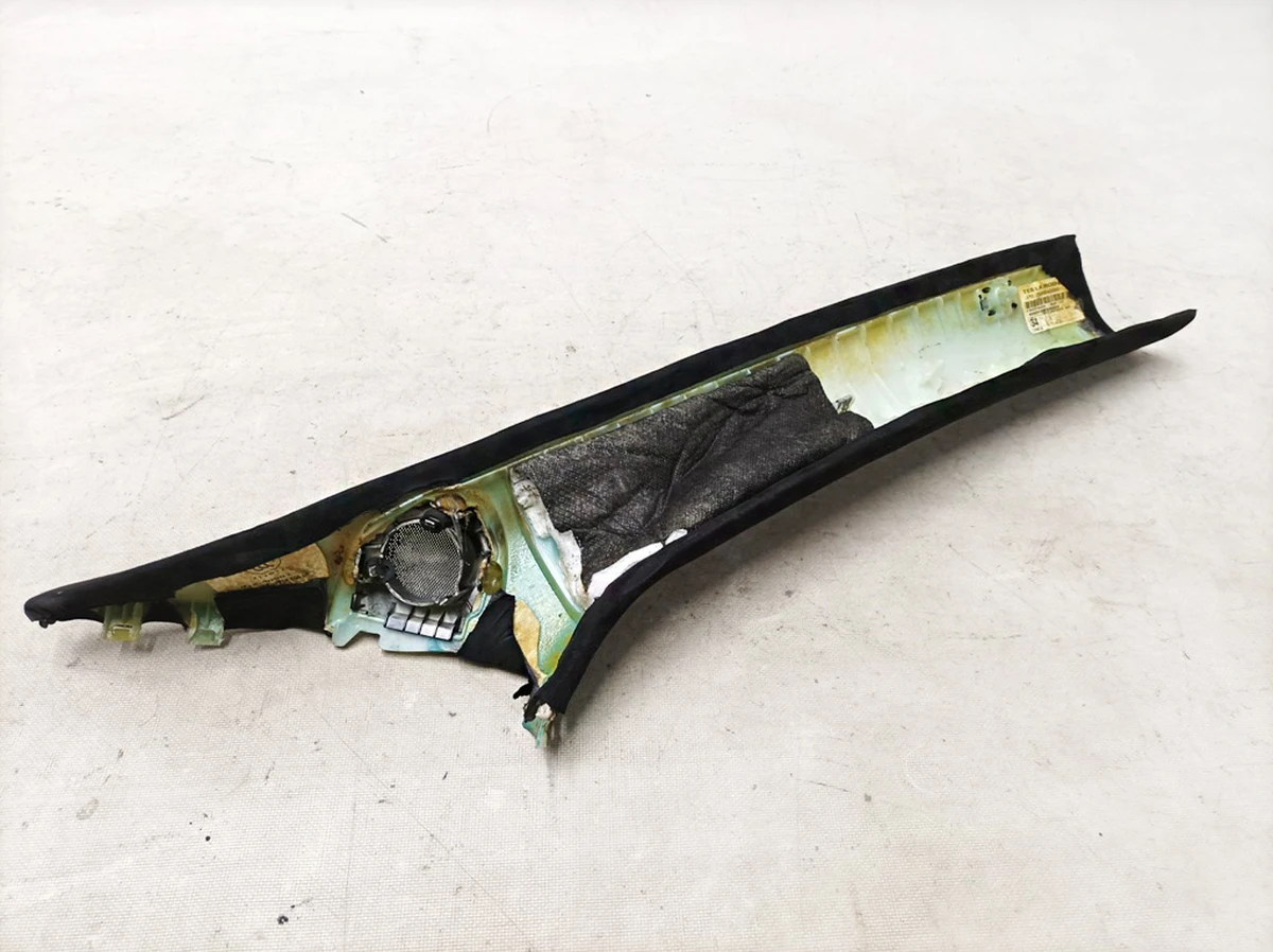 1 Tesla model S 1002485-00-J left A-pillar trim (overdrawn “velour” Black)