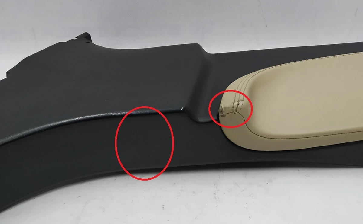 14 Облицювання стійки B нижня ліва PVC TAN з пошкодженням Tesla model S 1024631-10-C