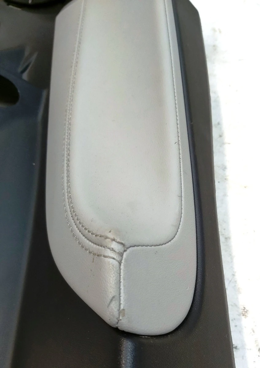 17 ASY C-PLR TRIM LOWER LH PVC GREY with damage Tesla model S 1002534-09-H