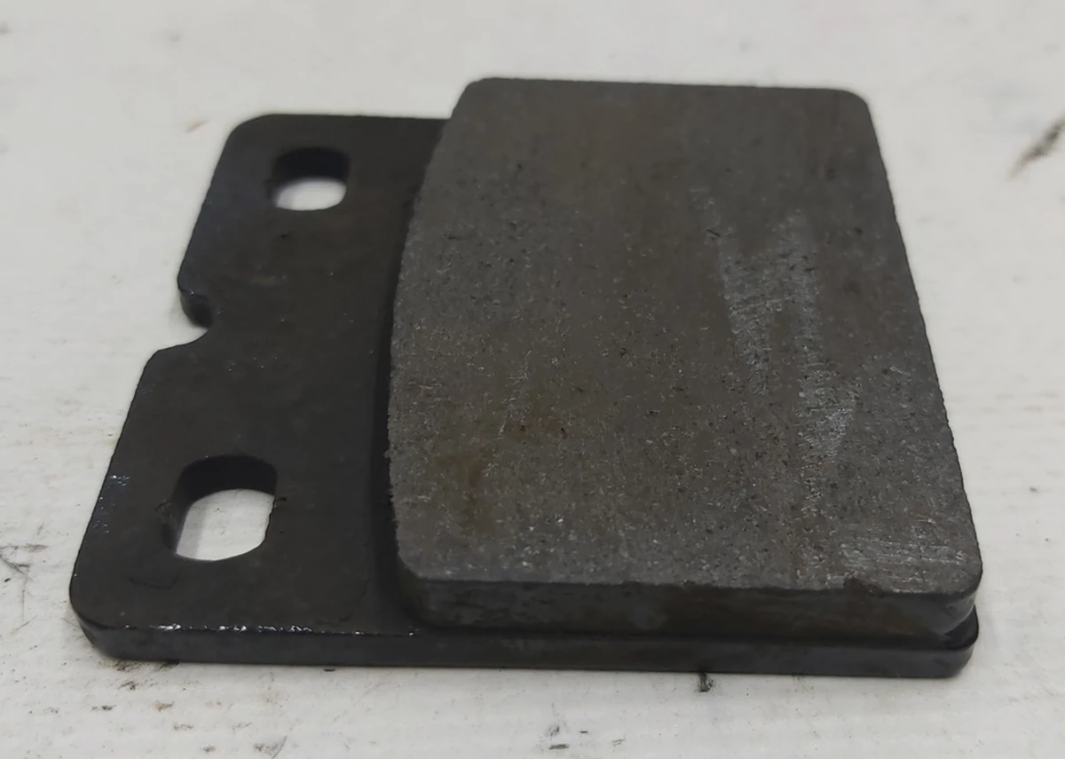 Brembo parking brake shoe (2 pieces) Tesla model S, model S REST 1003460-00-D