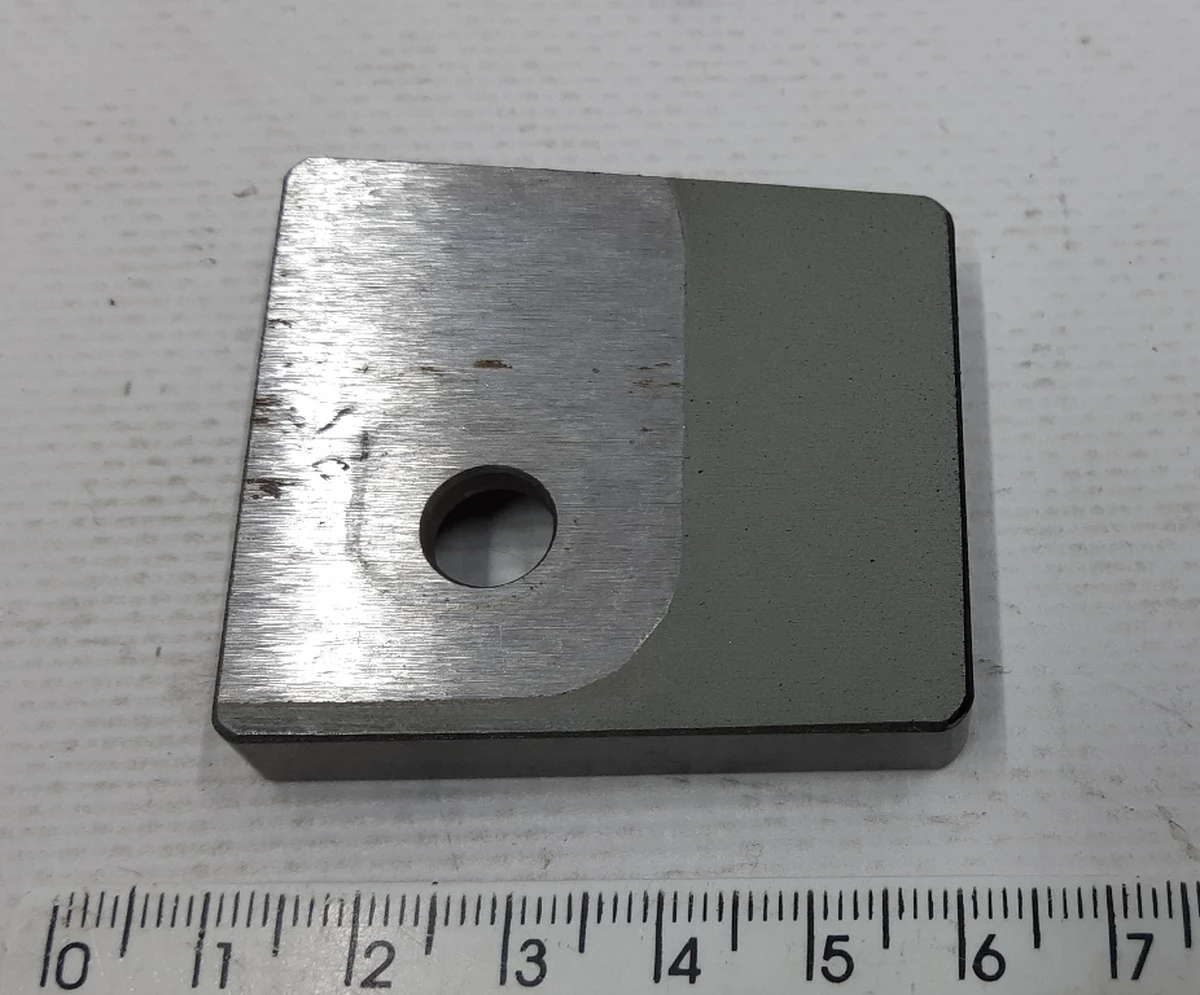 17 Reinforcement loop for fastening the trunk lid (lyady) left large Tesla model X 1003547-00-A