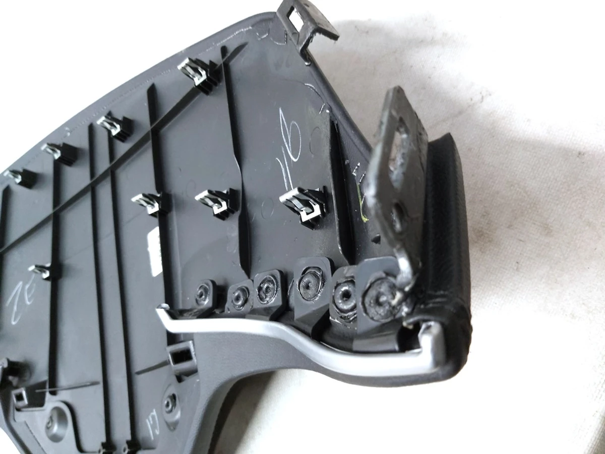 8 Панель торпеди (чорна штучна шкіра) PUR BLK Tesla model S, model S REST 1060695-05-G