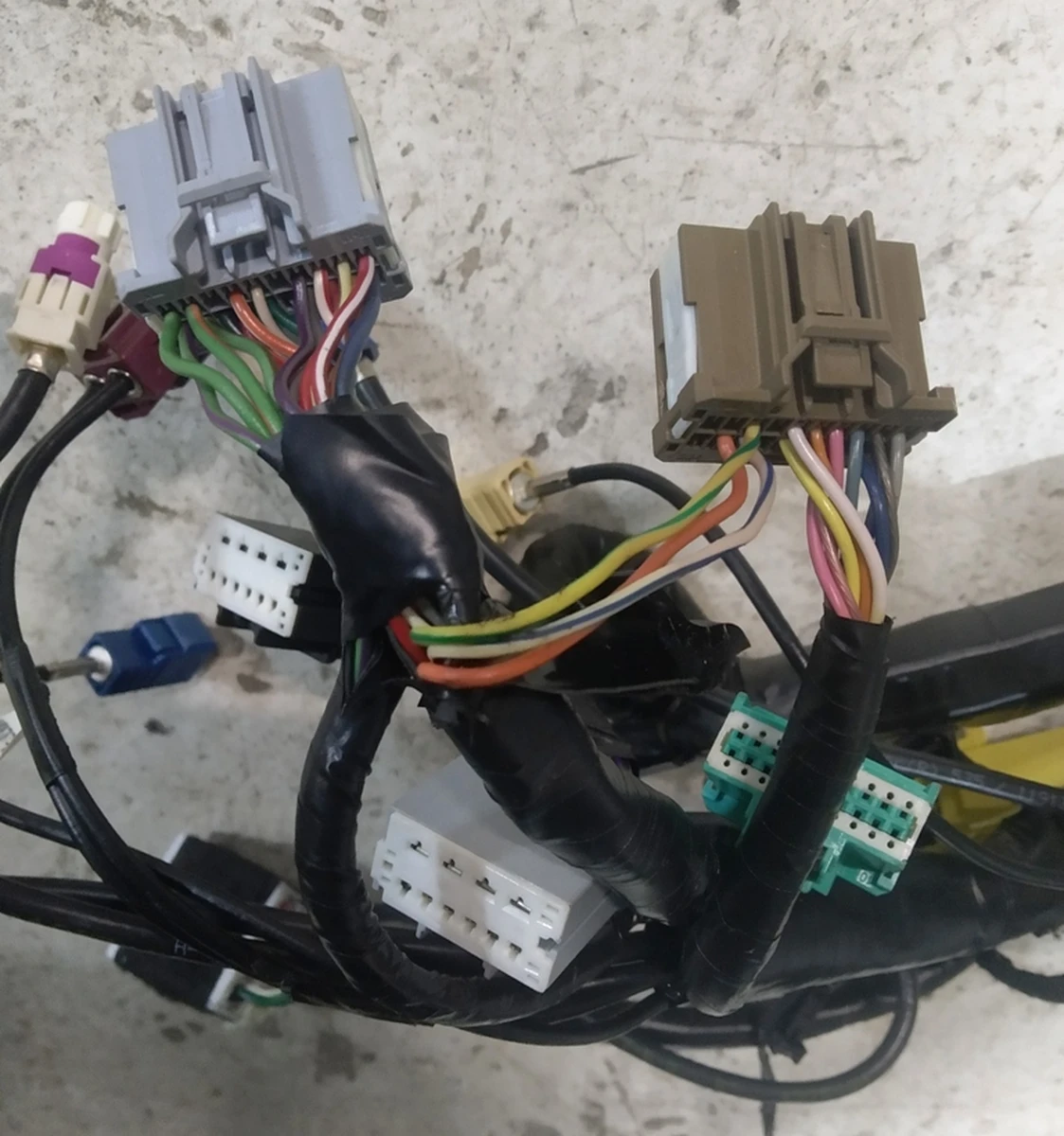 1 Электропроводка инструментальной панели (торпедо) в разбор AWD/RWD Tesla model S 1004422-92-N