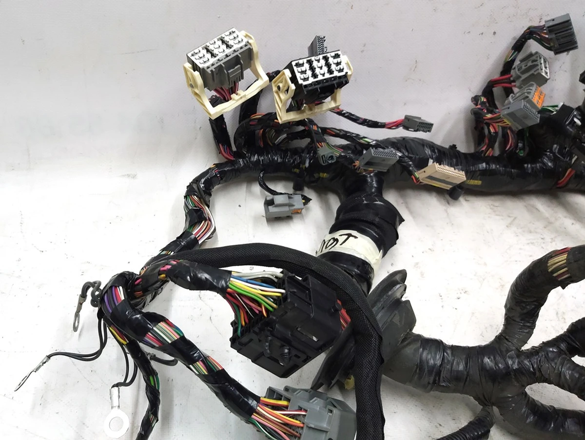 Электропроводка приборной панели кузова нижняя RWD Tesla model S 1004423-02-G