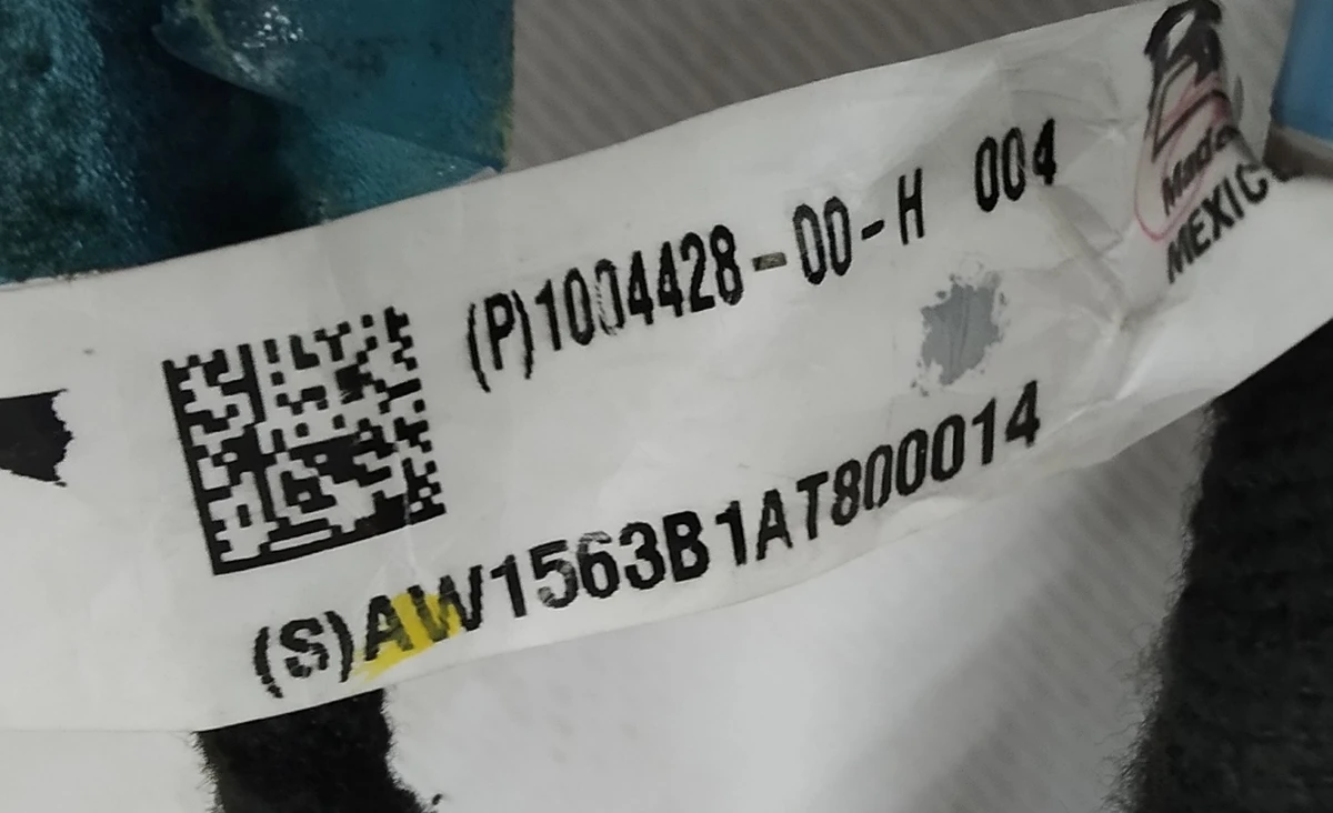 6 Електропроводка кришки багажника права сторона Tesla model S 1004428-00-G