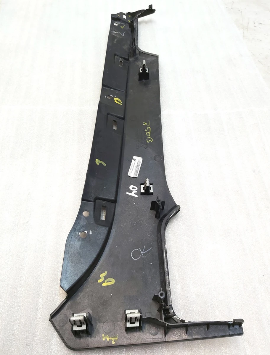 23 Декоративная накладка центральной панели пассажирская CARBON FIBER Tesla model S, model S REST 1004518-04-G