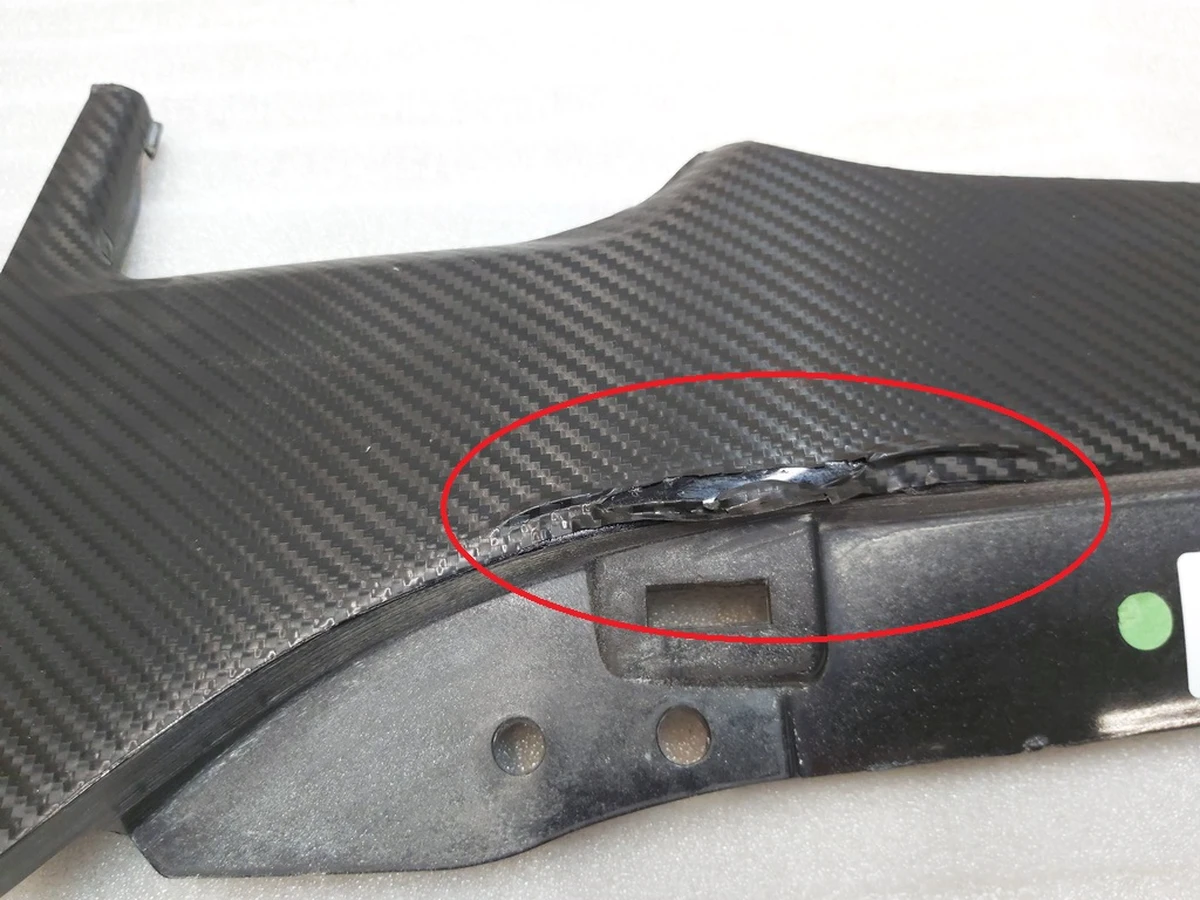 23 Декоративная накладка центральной панели пассажирская CARBON FIBER Tesla model S, model S REST 1004518-04-G