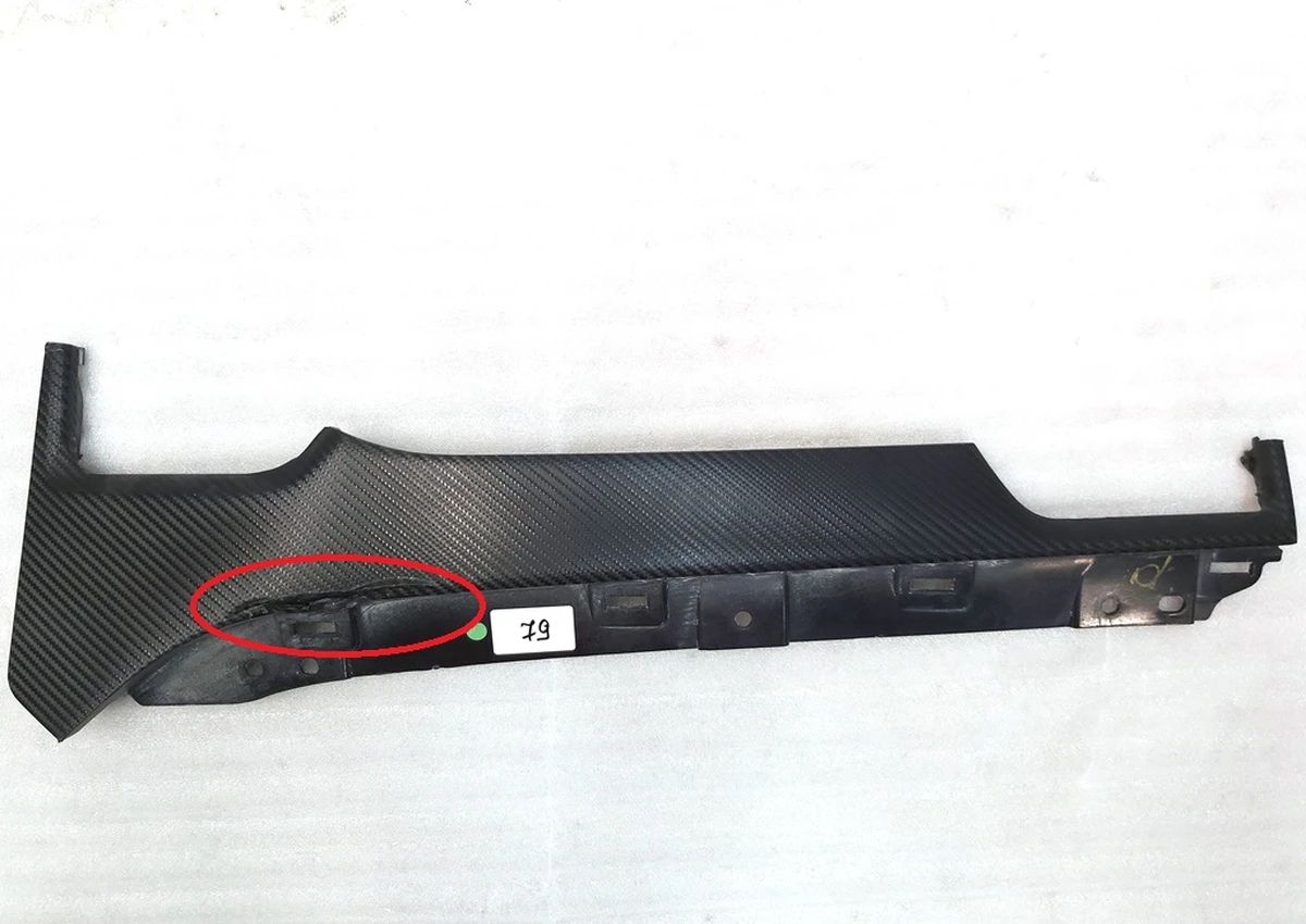 23 Декоративная накладка центральной панели пассажирская CARBON FIBER Tesla model S, model S REST 1004518-04-G