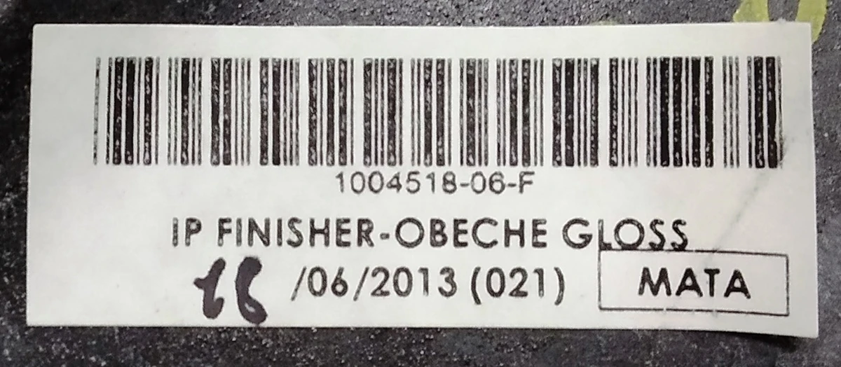 23 Декоративна накладка центральної панелі ліва водійська OBECHE GLOSS VERTICAL Tesla model S 1004518-06-F