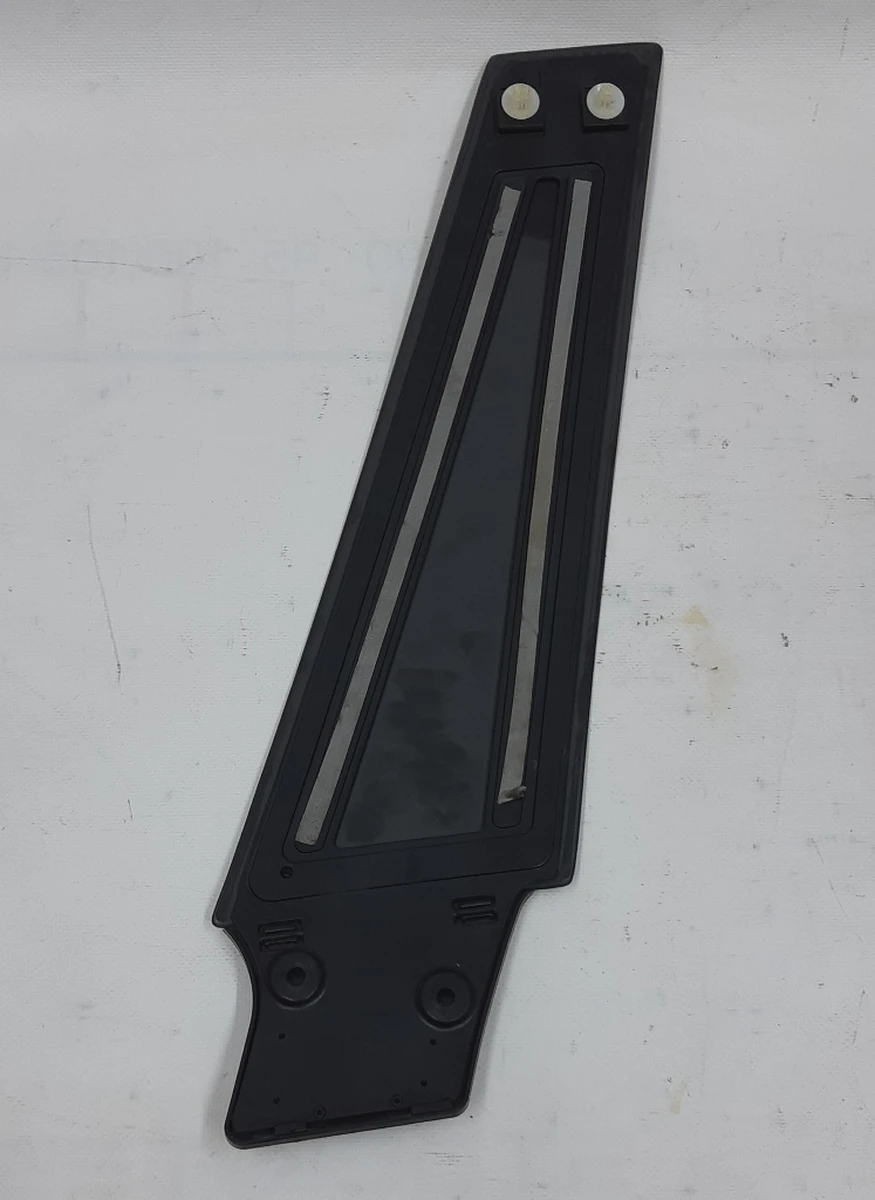 7 Накладка стойки B наружная правая (стекло) с нижним пластиком в сборе Tesla model S, model S REST 1004535-00-B