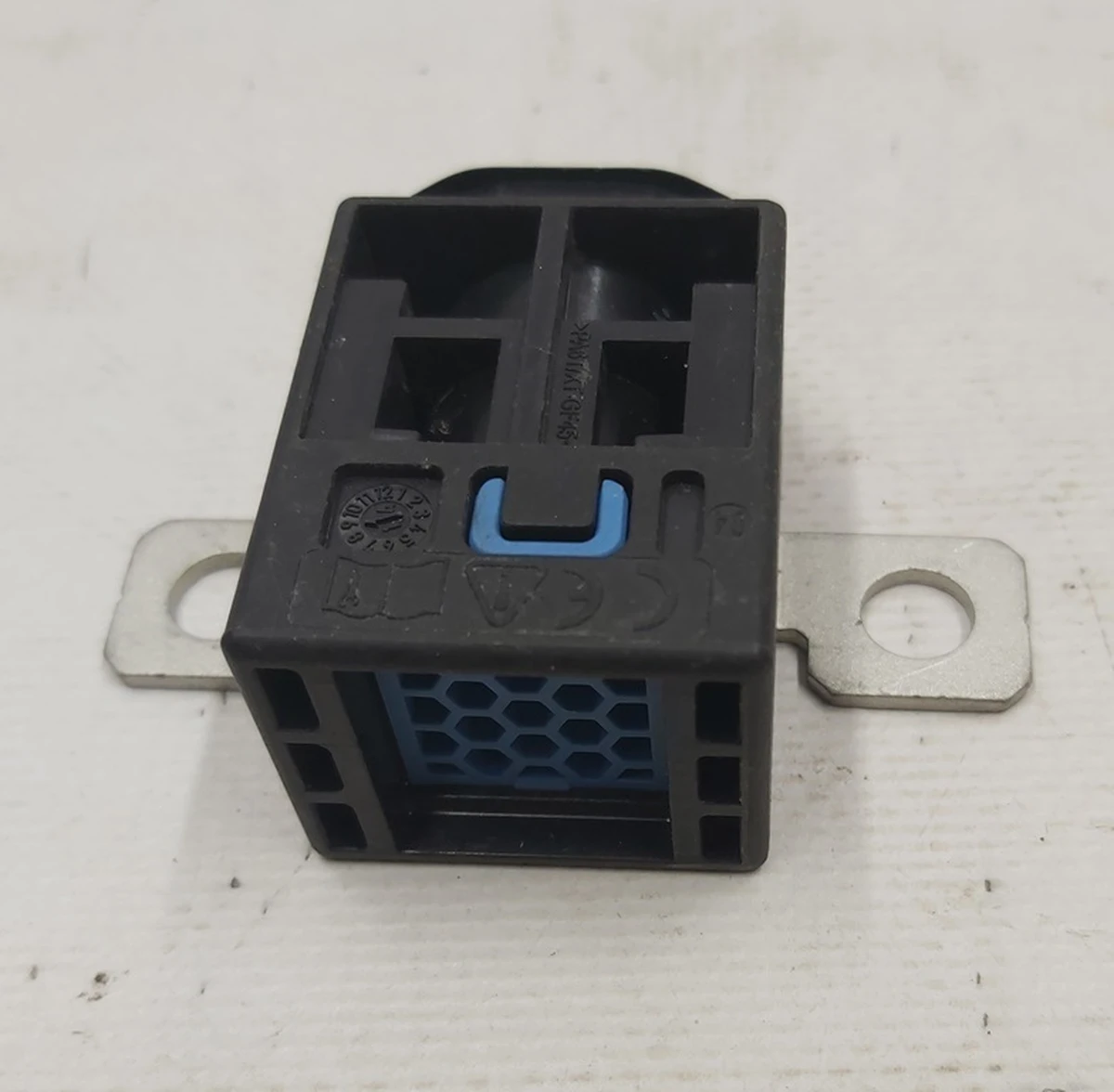 Піропатрон АКБ NEW Tesla model S, model S REST, X 1004635-00-A