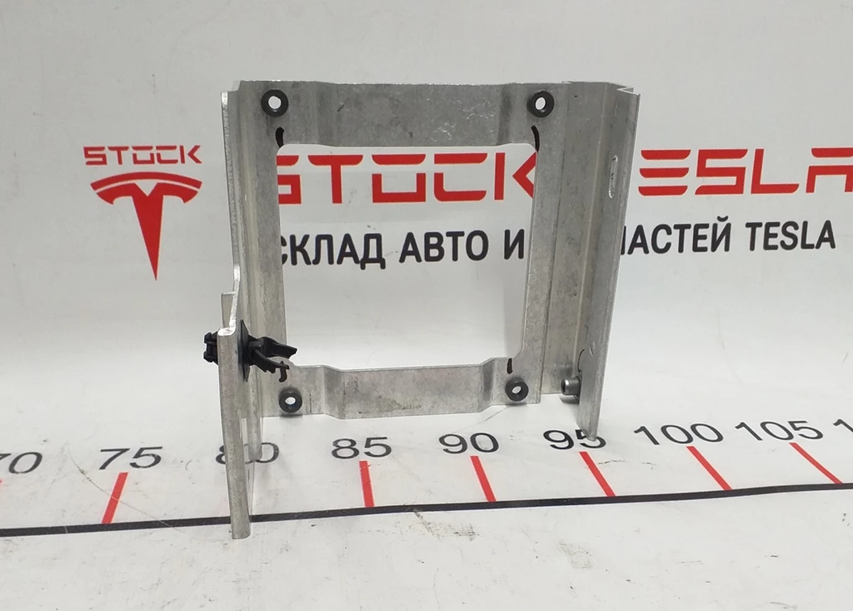 5 Audio amplifier bracket PREMIUM MX Tesla model X S REST 1004833-10-Z