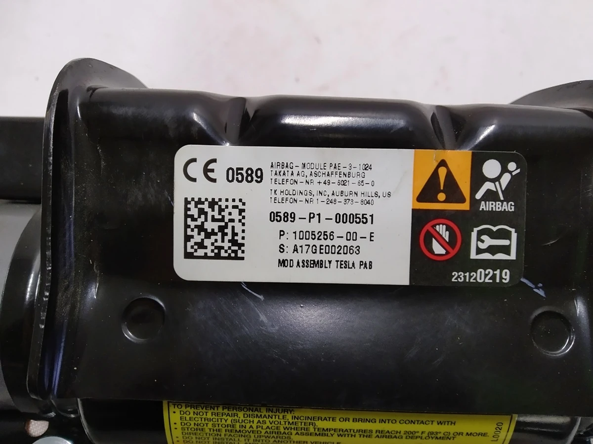 6 Подушка безпеки пасажира (торпедо) Tesla model S, model S REST 1463361-00-B