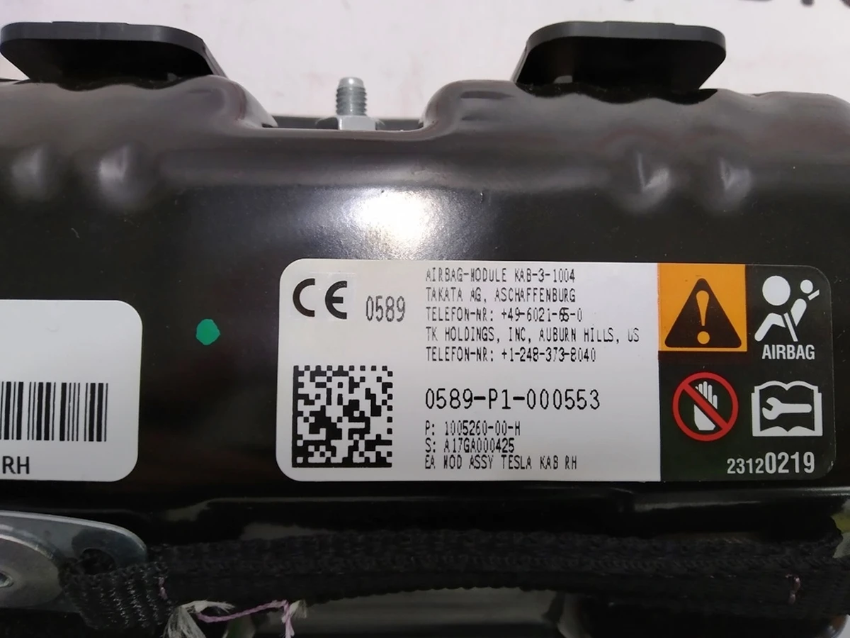 3 Подушка безопасности пассажира колени Tesla model S, model S REST, model X 1005260-00-H