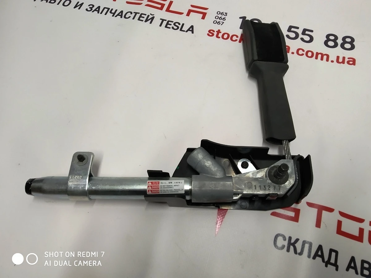 2 OUTBOARD LAP PRETEN, RH BLK Tesla model S 1005265-00-B