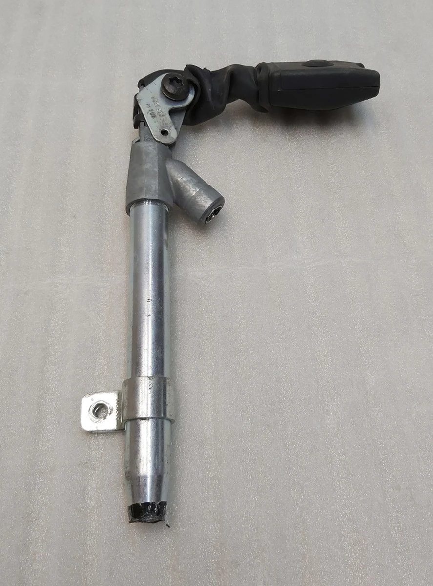 OUTBOARD LAP PRETEN, RH BLK for restoration Tesla model S 1005265-00-B