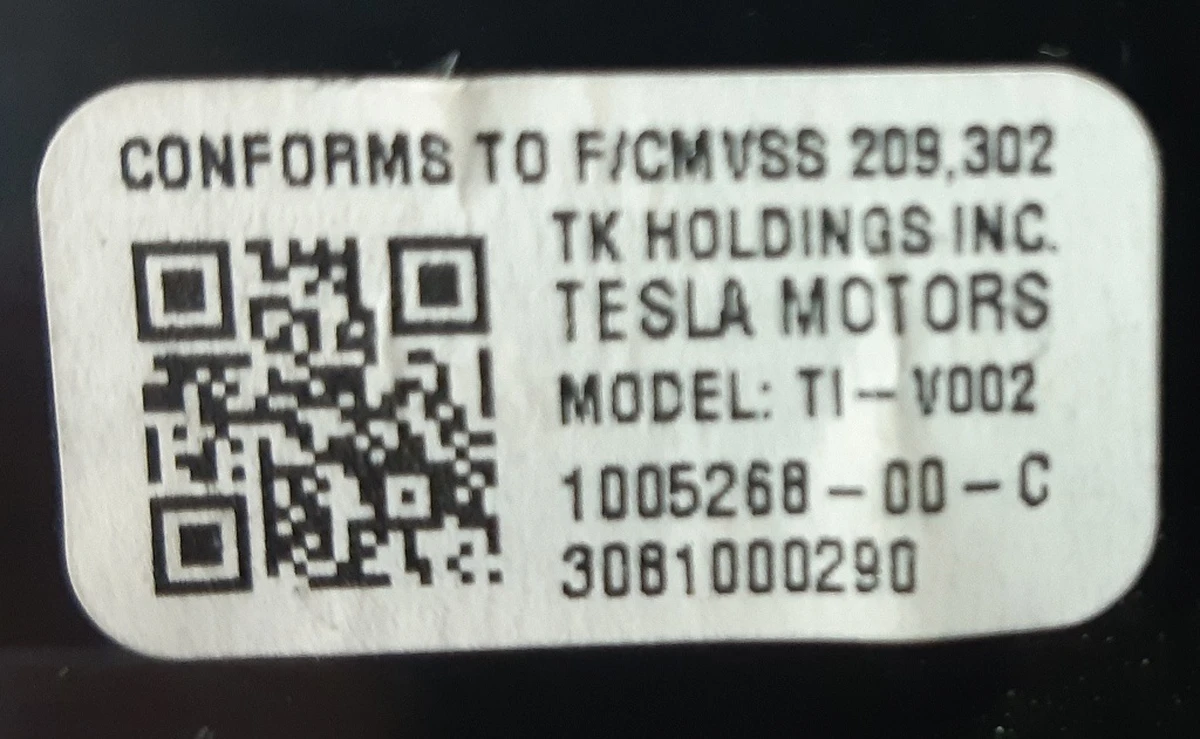 Кронштейн кріплення ременя безпеки 2 го ряду сидінь правий Tesla model S, model S REST 1022115-00-B