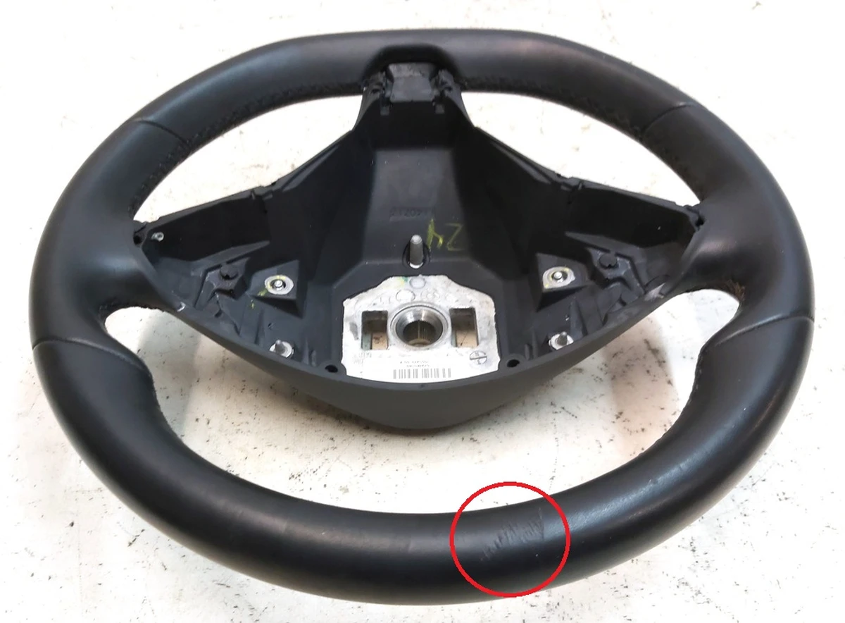 4 Колесо рульове без airbag з пошкодженням Tesla model S, model S REST, model X 1005279-00-E