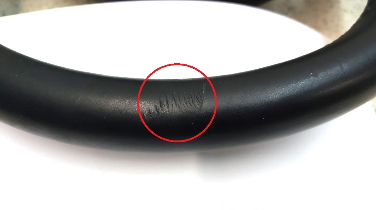 4 Колесо рульове без airbag з пошкодженням Tesla model S, model S REST, model X 1005279-00-E