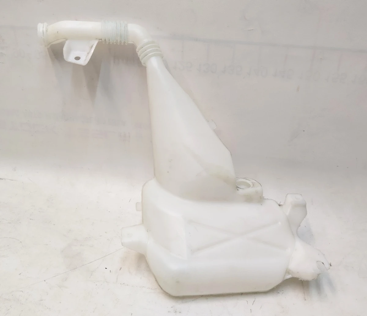 1 Бачок склоомивача Tesla model S, model S REST 1005400-00-D