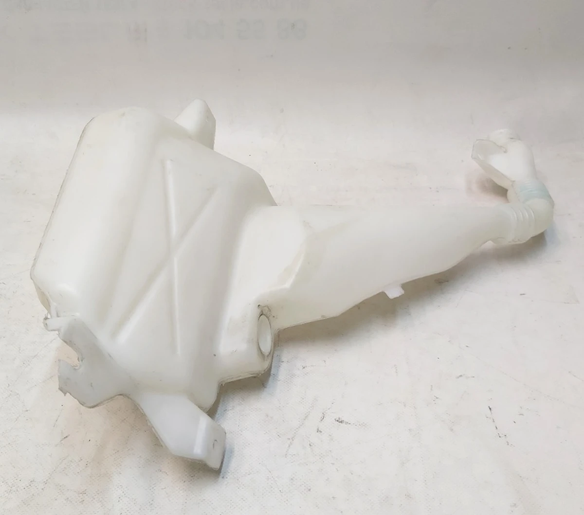 1 Бачок склоомивача Tesla model S, model S REST 1005400-00-D