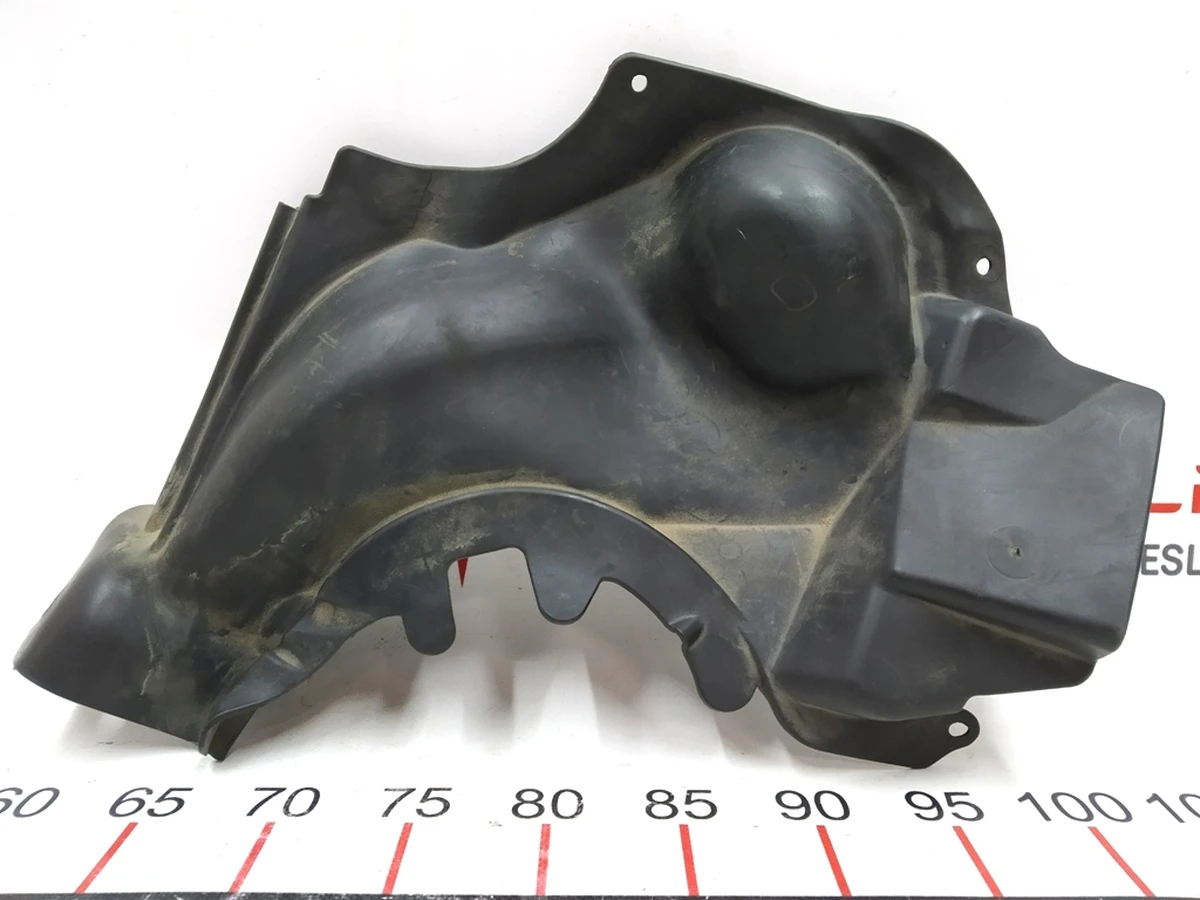 Накладка стакана переднего правая резиновая Tesla model S 1005419-00-C