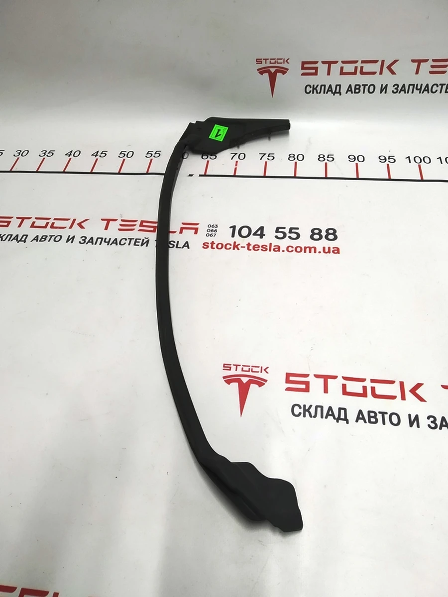 6 SEAL, DOOR FRONT A PILLAR MARGIN LEFT Tesla model S, model S REST 1005420-00-D