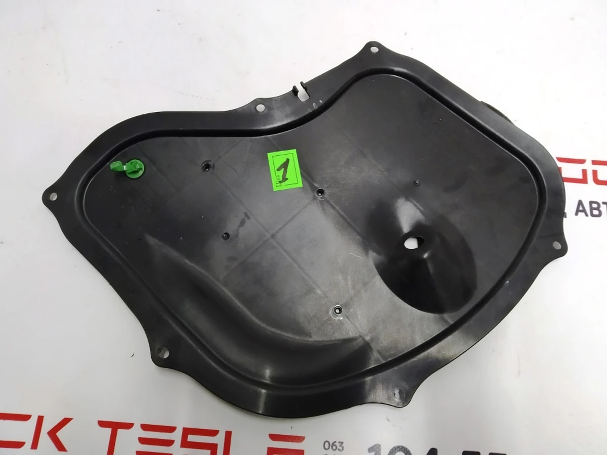 1 Накладка внутрішня двері передньої правої (пластик) Tesla model S, model S REST 1037846-00-D