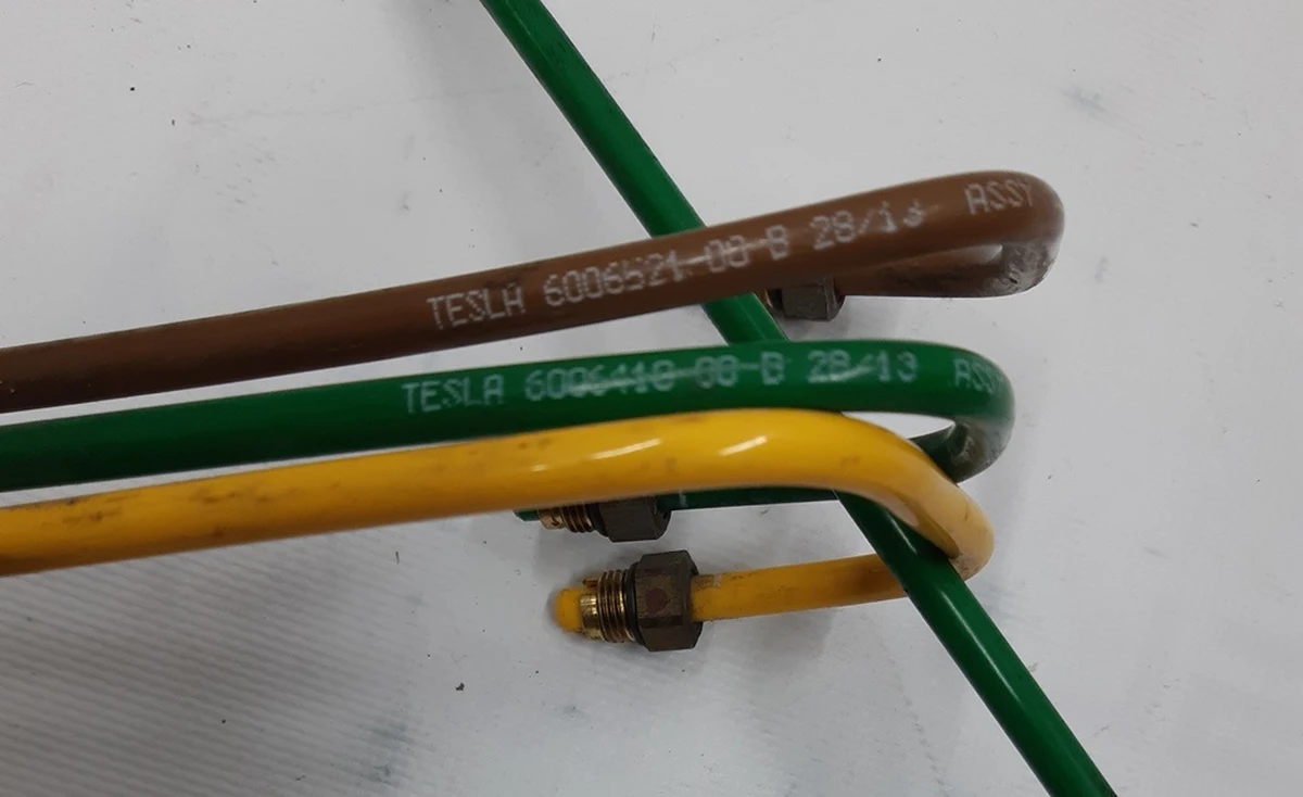 2 Пневмопровод в сборе (комплект 4 линии) Tesla model S 1005904-00-B