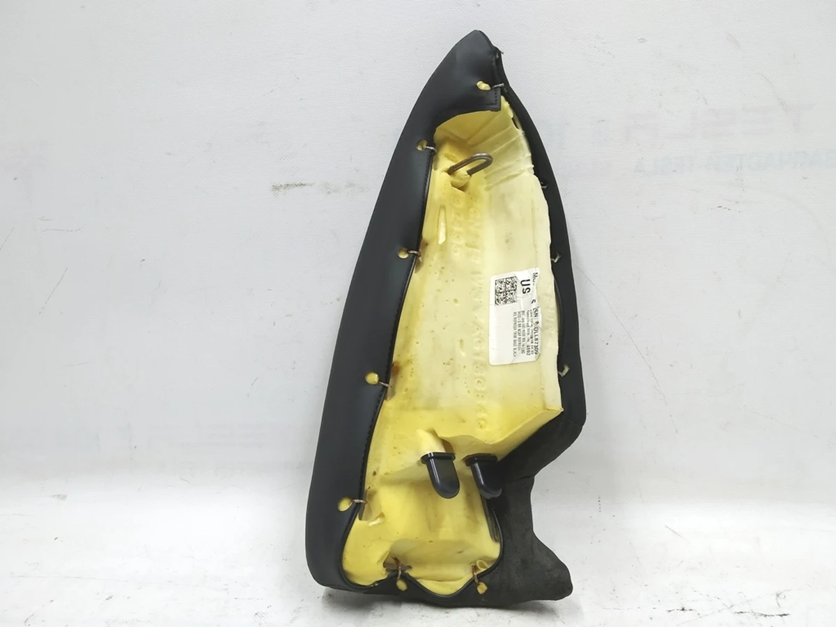 4 Подушка сидіння 2-го ряду ліва (BASE BLK) Tesla model S