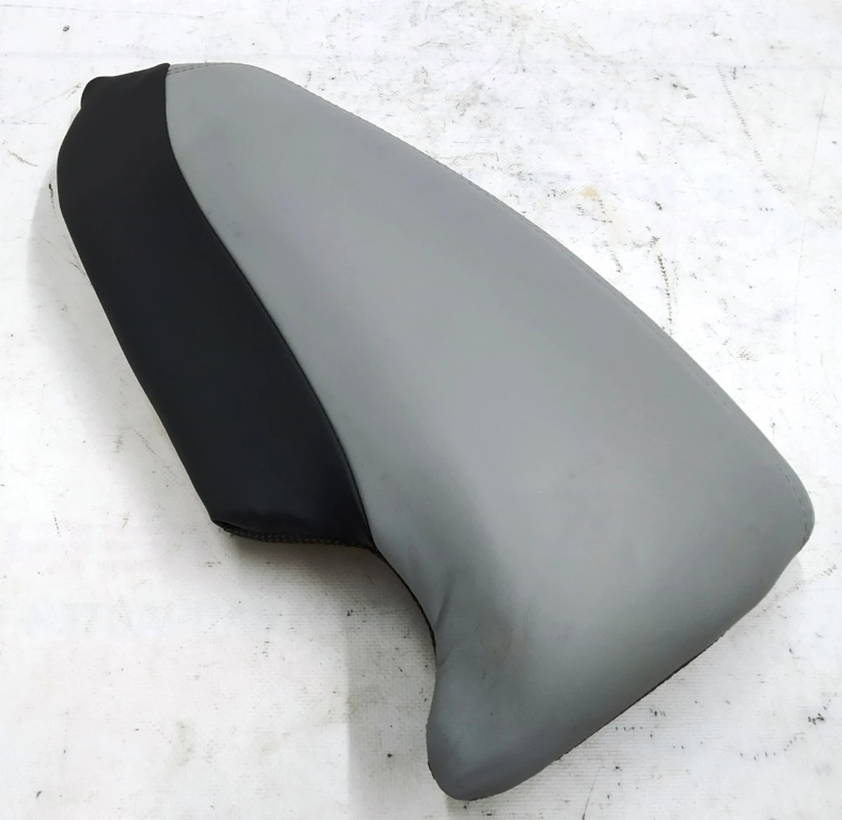 4 Подушка сиденья 2-го ряда левая (GRAY) Tesla model S, model S REST 1005970-01-A