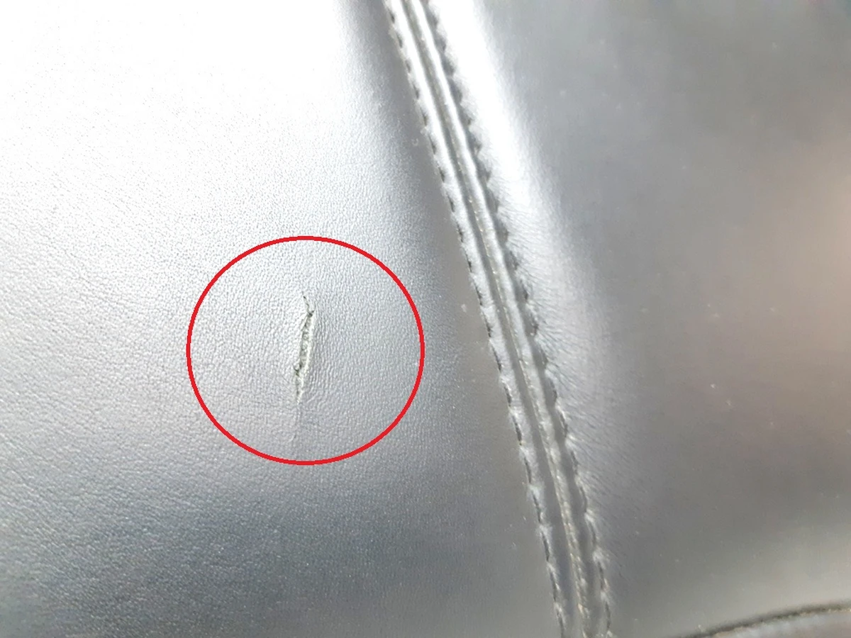 3 Sofa of the second row of seats (without heating) BASE BLK with damage Tesla model S, model S REST 1030569-01-B