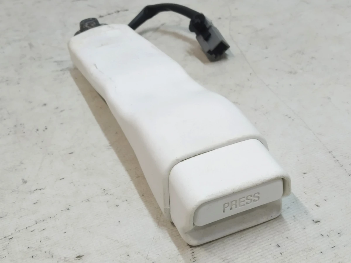 7 Замок ремня безопасности водительского сиденья WHITE (окисление) Tesla Model S, Model S REST, Model X 1005990-07-G