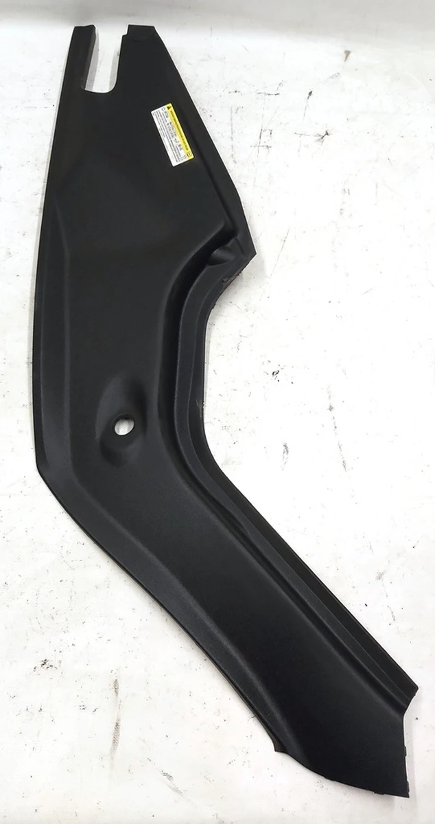 3 Підкапотний пластик боксу правий RWD Tesla model S 1019075-00-E