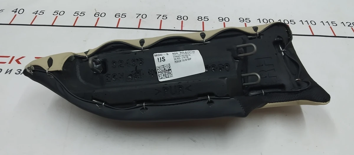 5 Seat cushion 2nd row right PREM TAN Tesla model S, model S REST 1006426-03-A