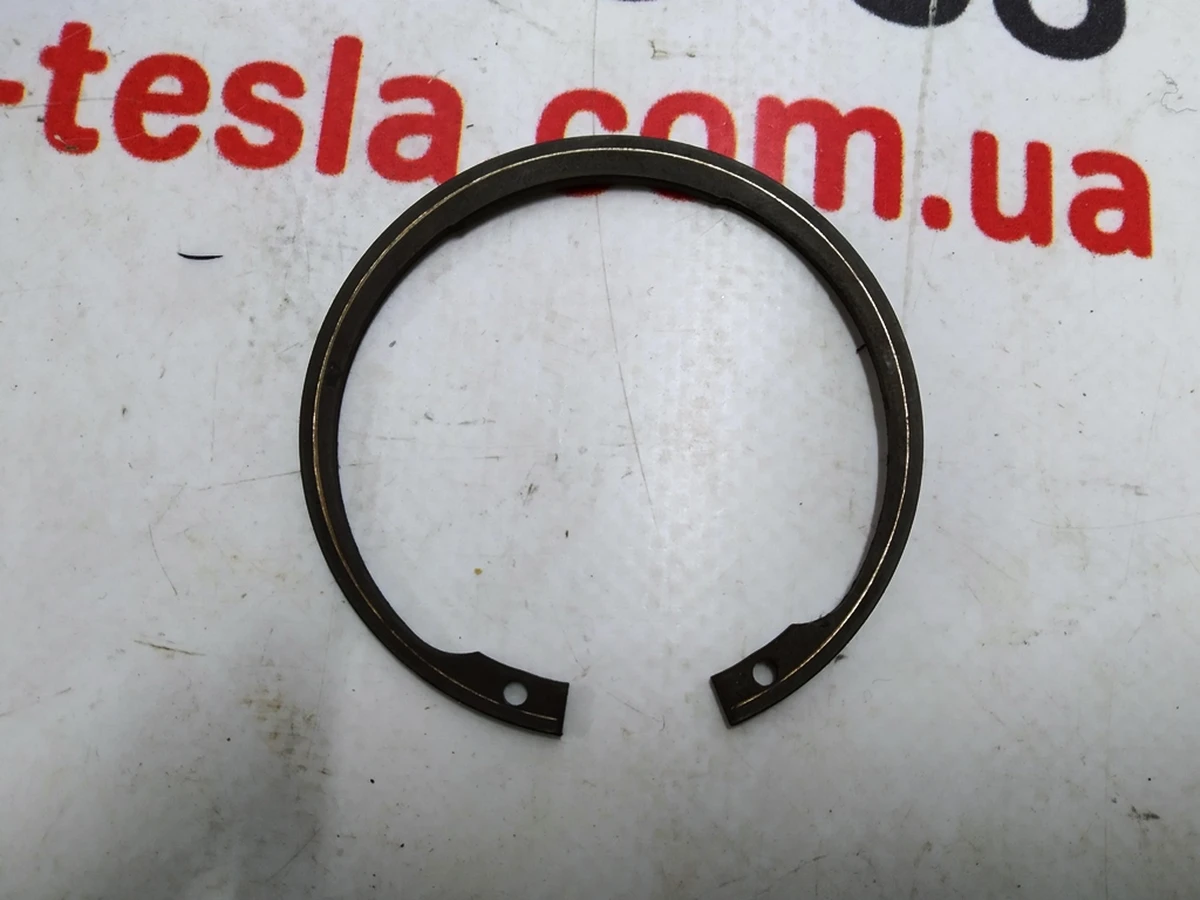 1 Стопорне кільце кришки двигуна Tesla model S 1025276-00-Q