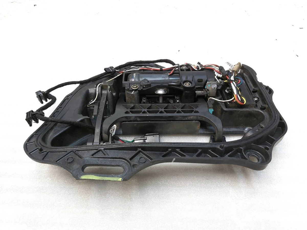 5 Механізм ручки зовнішньої задньої правої GEN 1 без ліхтаря підсвічування та магнітного датчика Tesla model S 1135723-S0-A