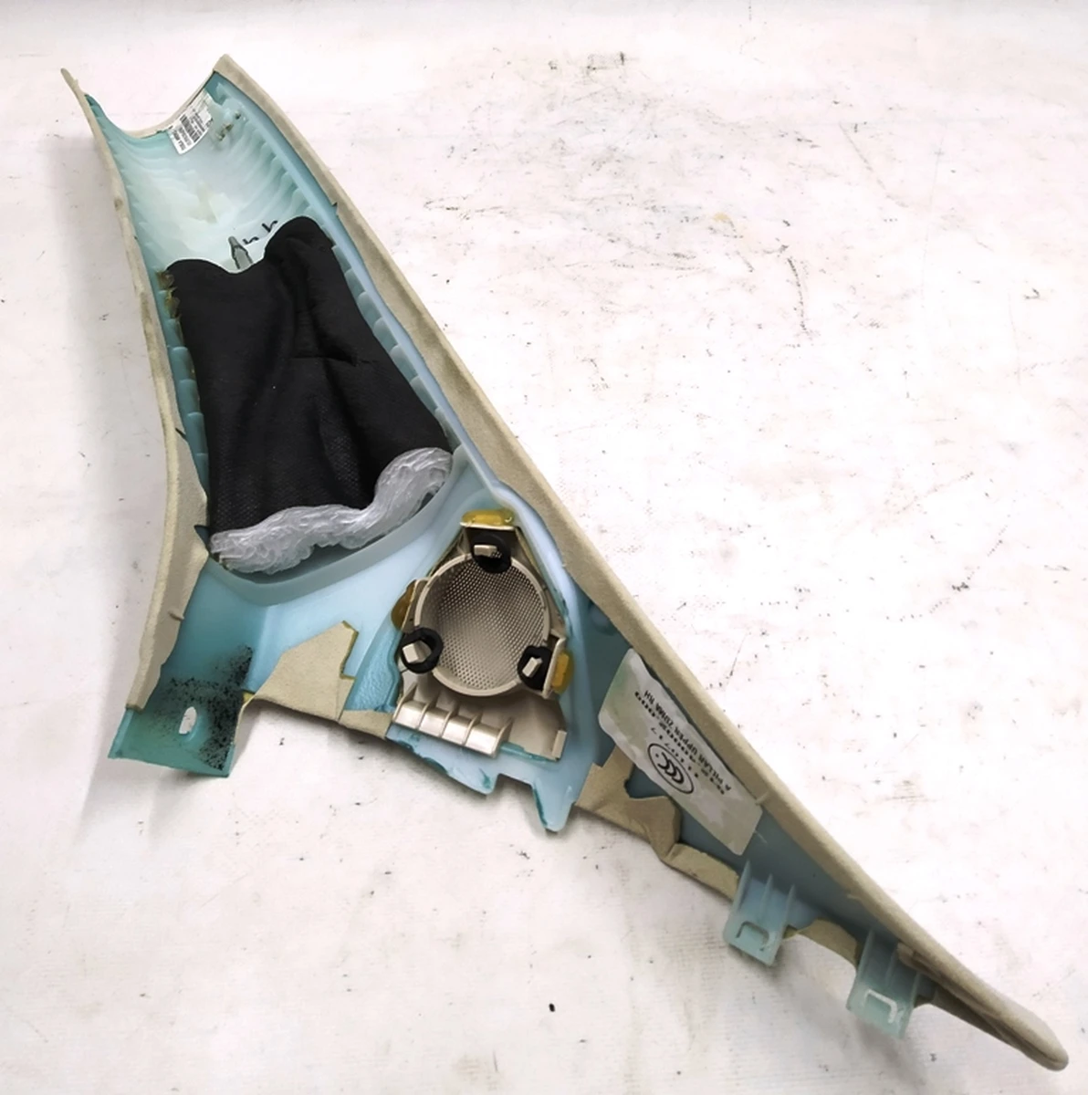 1 ASY A-PLR UPPER TRIM RH ZUMA w/DEDNR