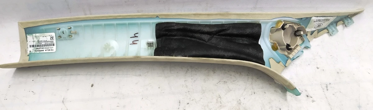 1 ASY A-PLR UPPER TRIM RH ZUMA w/DEDNR