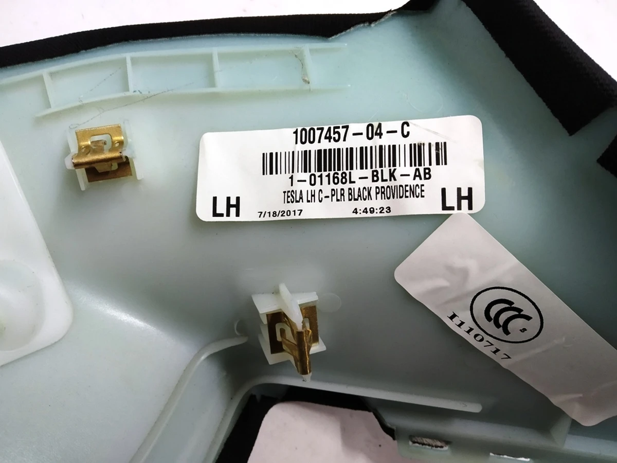 14 Pillar trim C left PROV BLK Tesla model S REST 1007457-04-C