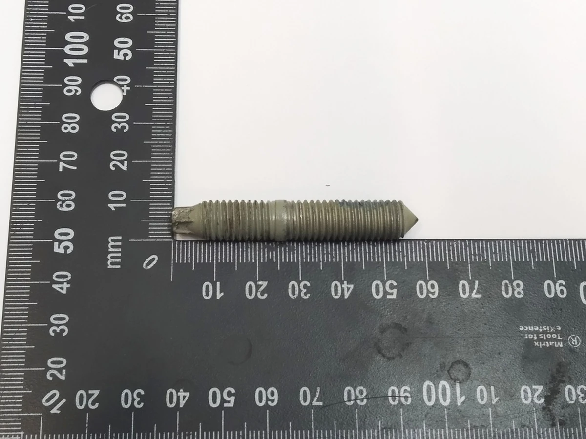 5 Шпилька крепления заднего амортизатора M10X1.5X60  оцинкованная Tesla model S, model S REST 1007510-00-B