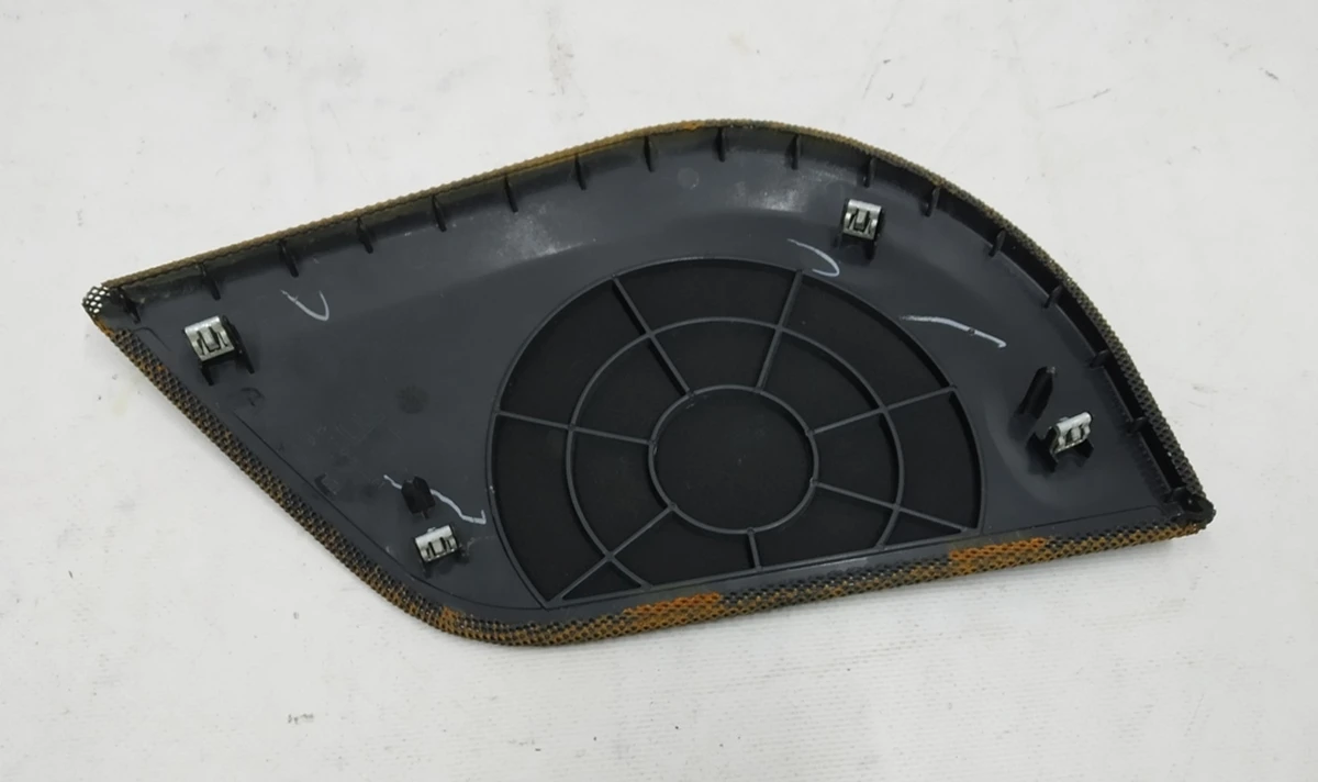 34 Rear left door speaker cover (corroded) Tesla model S, model S REST 1007709-00-C