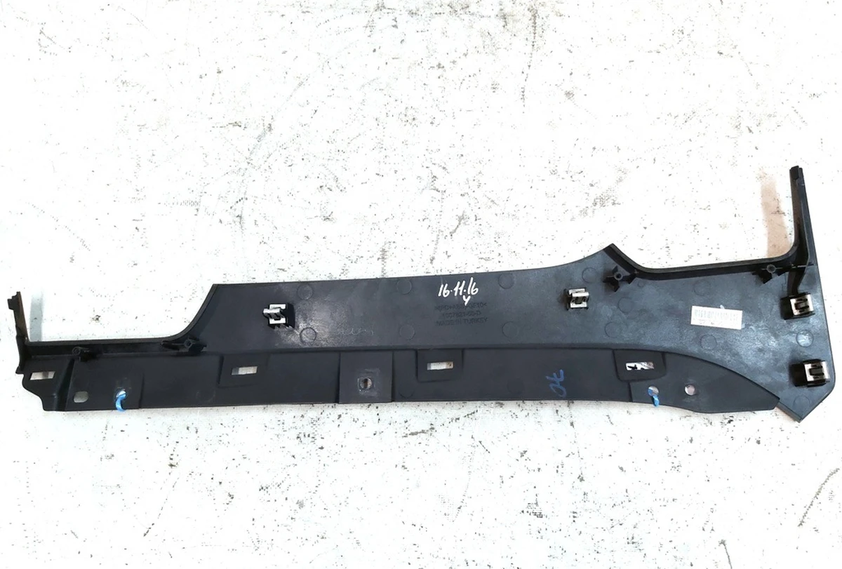 18 Декоративная накладка центральной панели пассажирская FIGURED ASH MATA с повреждением Tesla model S REST, model X 1004518-99-I