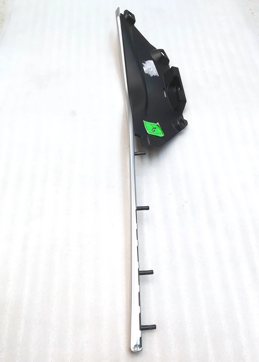 5 Молдинг алюминиевый карты двери задней правой Tesla model S, model S REST 1051390-00-A