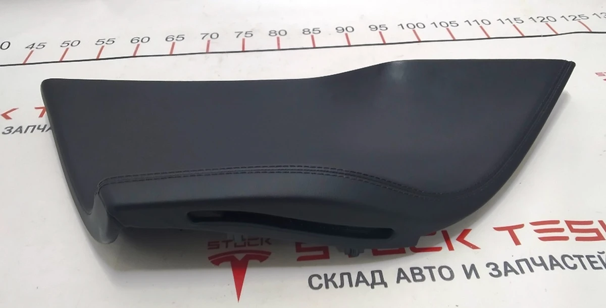 32 Кишеня карти дверей задньої лівої NGMP (крупнозерн. шкіра, з дод. підсвічуванням) Tesla model S, model S REST