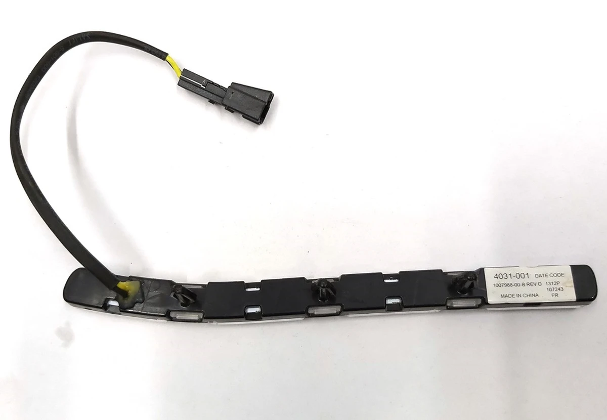 26 Illumination of the door card of the rear left REVD Tesla model S, model S REST 1007988-00-F