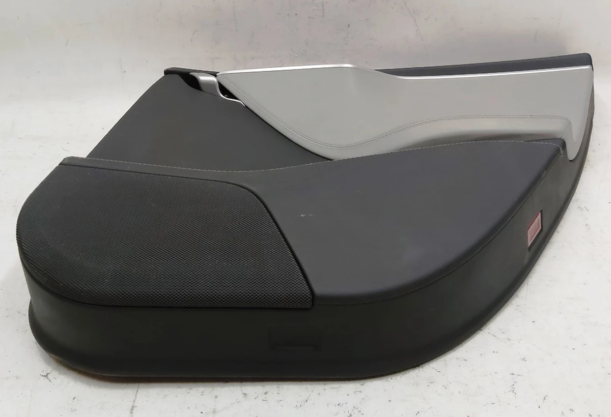 4 Карта дверей задньої правої у зборі PUR/LTHR BLACK/GREY з пошкодженням Tesla model S, model S REST 1008105-03-L